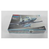 Model plane, Monogram F-5E Tiger II in box, box