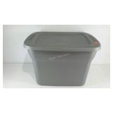 Sterilite plastic tote, 18 gallon with lid