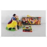 Mixed group, includes Snow White ceramic cookie