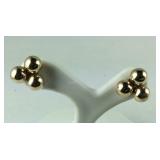 14k gold stud earrings