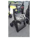 Suncast Water Hose Reel, with steel wrapped Flex