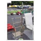 Towel Rack with early Floor Lamp included, seller