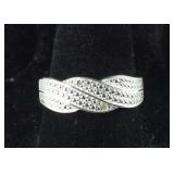 Size 7 diamond accent cross cross ring
