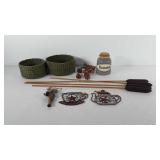 Home decor, includes two round baskets, excuses