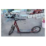 Dirt Dawg Digger Ride on Scooter, skate board