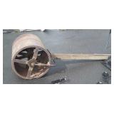 Primitive Lawn Roller, wood shaft tounge, 24"