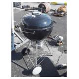 Weber 22" portable Charcoal Grill. Used a few