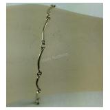 Sterling silver bracelet 9in 2.3g