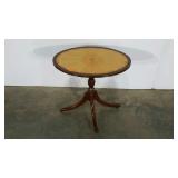 Bombay Company accent table, 17 x 24