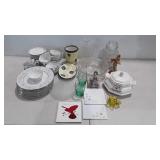 Kitchen goods, covered serving bowl, Kaysons