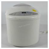 Toastmaster bread maker, powers up