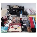 Mixed lot, patio pillows, pack and play (needs