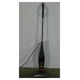 Bissell 3 in 1 vacuum,  powers on