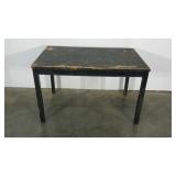 Farm table, chippy paint, 30 x 47 x 29