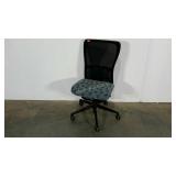 Haworth office chair, armless, adjustable,