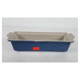 Cast enameled Le creuset loaf pan, 4" x 12",