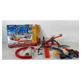 Hot Wheels Trick Tracks, track and one car