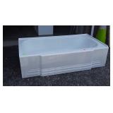 New Bathtub, acrylic Classic Bathtub, white