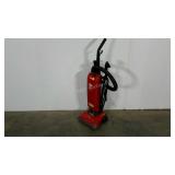 Dirt Devil Featherlight bagged vacuum,  powers on
