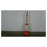 Montgomery Ward shampooer, powers on