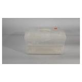 Snapware cupcake carrier, has damage, seller code