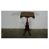 Decorative stand, 31"