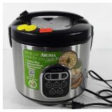 Aroma cooker, powers up, dented on side, see