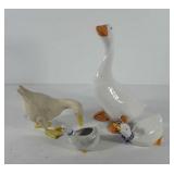 Duck decor, includes statues and planter,