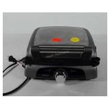 Bella grill, powers up