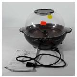 West bend stir crazy corn popper, powers up