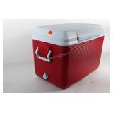 Rubbermaid cooler, 21" × 13" × 16"