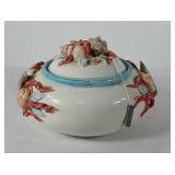 Iborbone Capodimonte covered bowl with shell