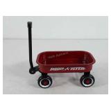 Small Radio Flyer radio shack wagon, 4" x 6.5"
