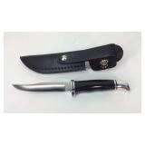 Buck brand Knife with case 102-1