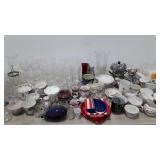 Glassware, chip and dip shell bowl, egg cooker