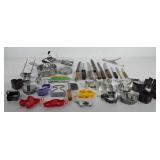 Kitchenwares, includes cookie cutters, knives,