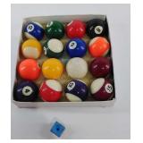 Boxed set of 12 billiard balls