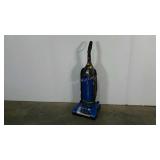 Hoover Windtunnel bagged vacuum , powers on,