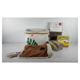 Pet supplies, includes cloth storage bin with cat