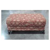 Ottoman with carved lions feet, used condition,
