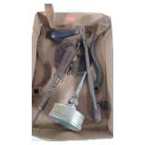 Mixed lot, dial thermometer, adjustable screw