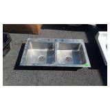 Stainless Kitchen Sink, 33" wide