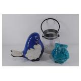 Two ceramic birds and  glass vase w/ handle