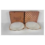 Anchor Hocking grape design milkglassbowls, with