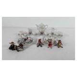 Miniature tea sets and miniature dolls, tea sets