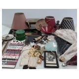 Country craft decor lot, signs, lampshades,