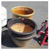 Two ceramic Decor Flower Pots, 14" one with drip