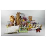 Rubbermaid storage tote of Easter/spring decor,