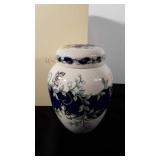 Lenox "Butterflies in Summer" ginger jar with box