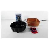 Kitchenwares, includes bundt pan, peeler/slicer,